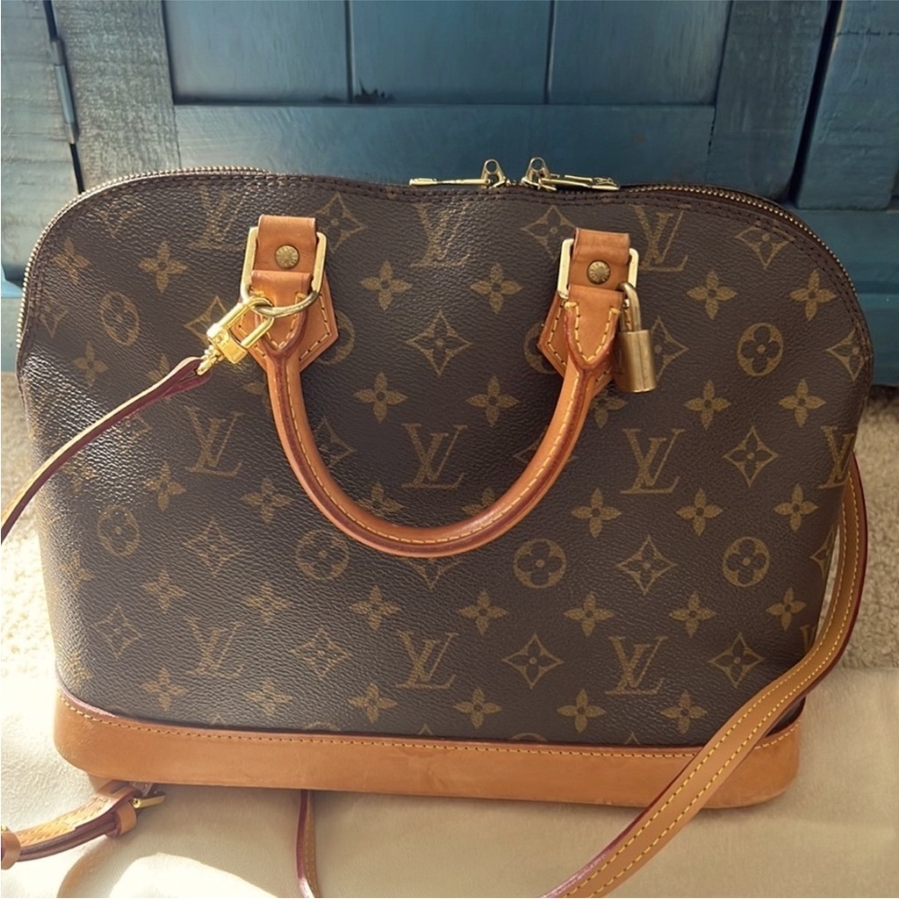 Authentic LV Alma Excellent Shape, Number in picture, STRAP not included